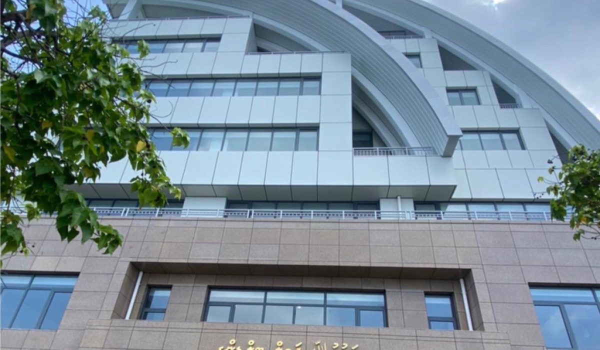 20-41-05-big_Q78WWIFK4zPVgX4RTRM618P0i