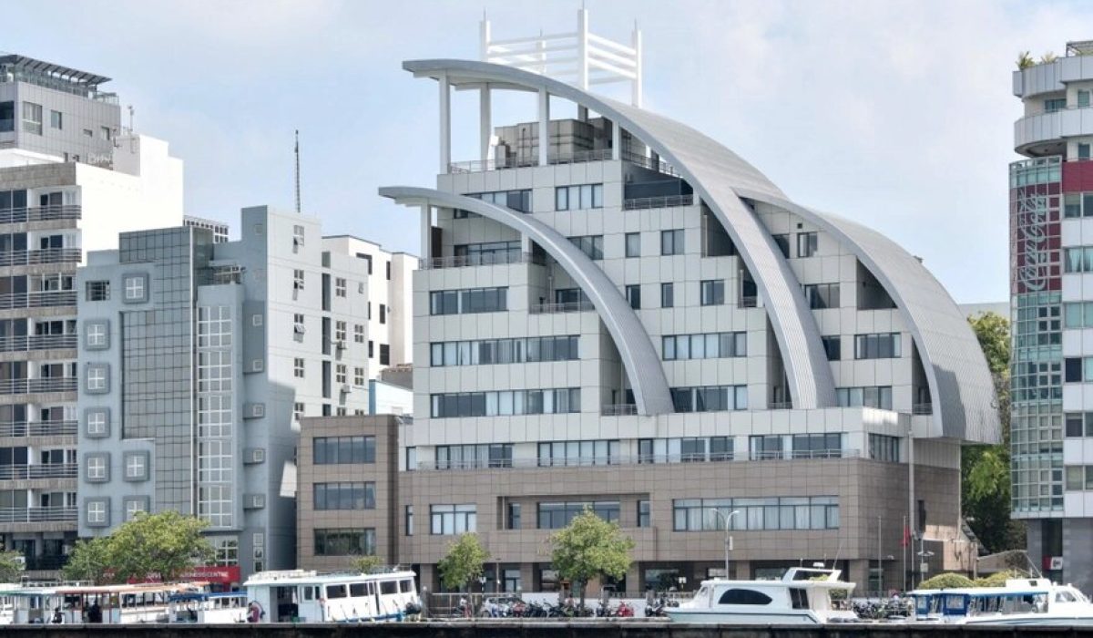 408383_3_f0c6f5f6d3d6968f40cc54b28d11c0066d57614f