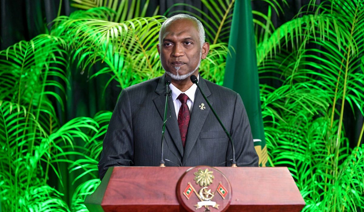 ރައީސުލްޖުމްހޫރިއްޔާގެ ދެކަނބަލުން، ޤުރުއާން ކިޔެވުމުގެ 37 ވަނަ ޤައުމީ މުބާރާތުގެ އިނާމު ދިނުމުގެ ޖަލްސާގައި ބައިވެރިވެވަޑައިގަތުން | ފޮޓޯ: ރައީސް އޮފީސް