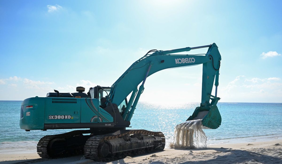 ފުލިދޫ ބަނދަރު ތަރައްގީކުރުމުގެ އަމަލީ މަސައްކަތް ފެށުން (ފޮޓޯ/ ރައީސް އޮފީސް)