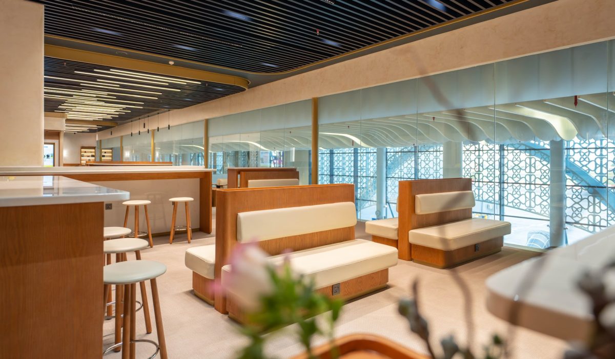 ކޮވެލި ލައުންޖު