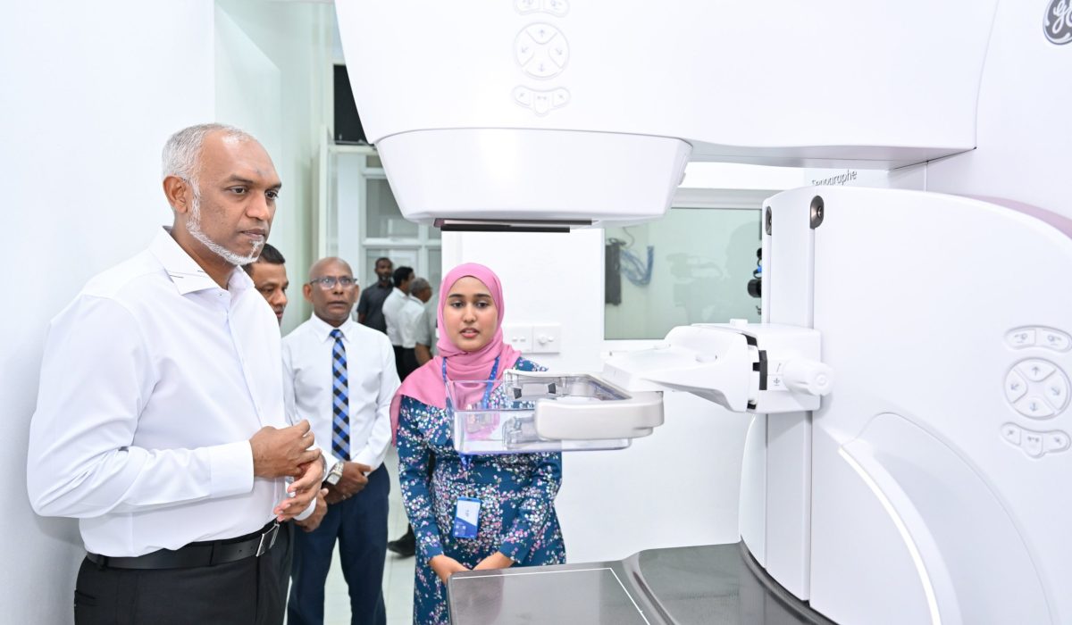 ބ.އަތޮޅު ހޮސްޕިޓަލުގައި މެމޮގްރަފީގެ ހިދުމަތް ފައްޓަވައިދެއްވުން-- ފޮޓޯ / ރައީސް އޮފީސް