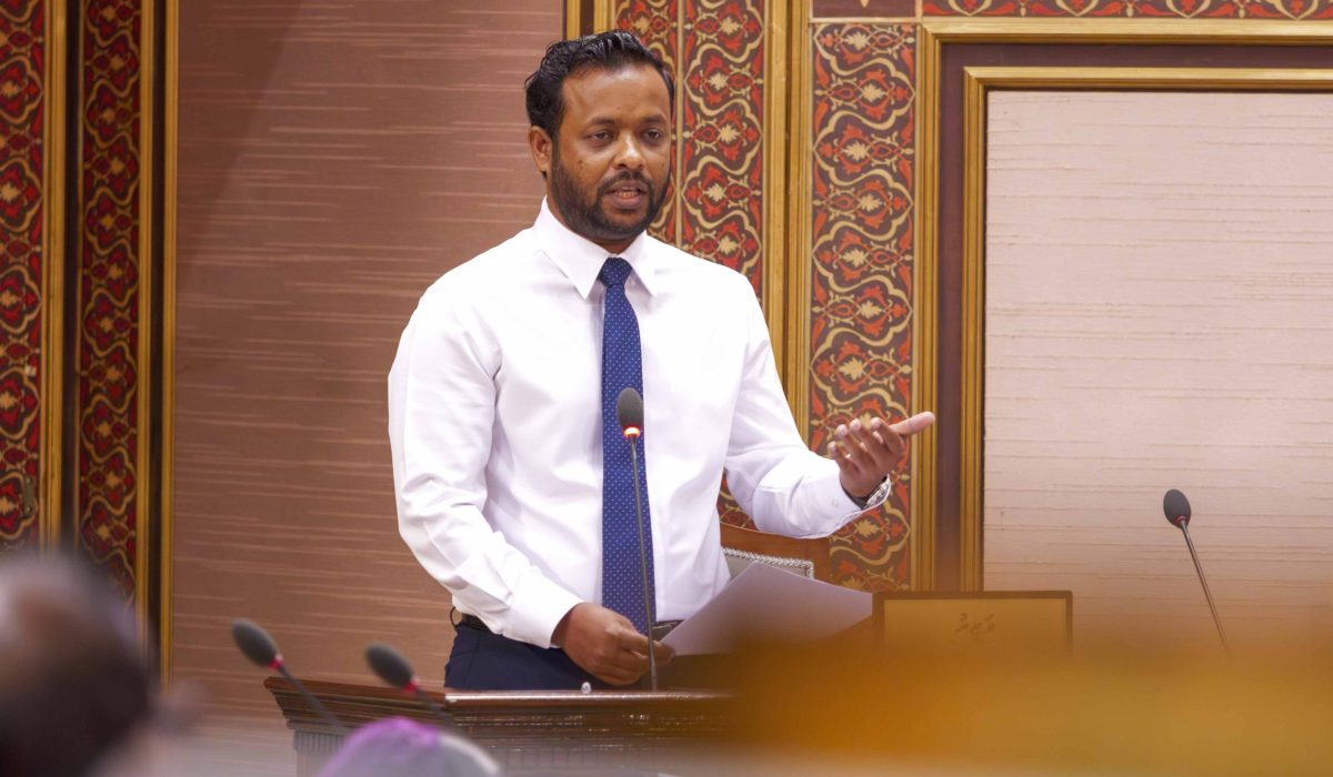 ފޮޓޯ: މަޖިލިސް