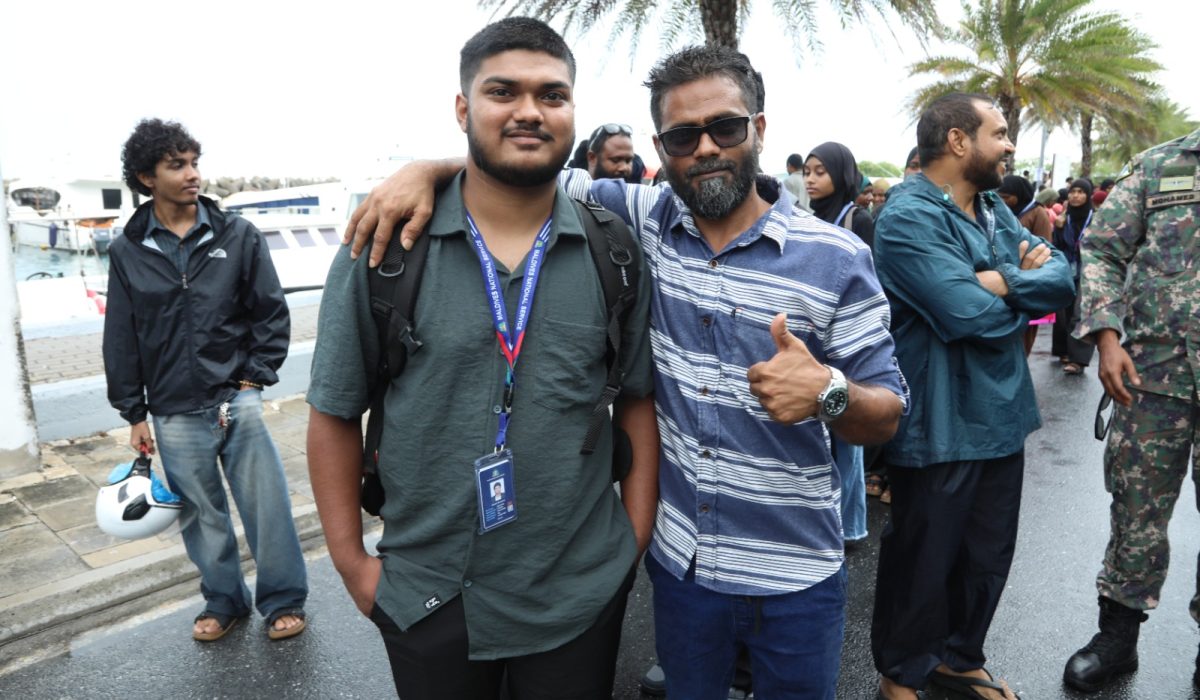 ވަތަނީ ހިދުމަތުގެ ތަމްރީނަށް ބައިވެރިން މާފިލާފުއްޓަށް ފުރަން ތައްޔާރުވަނީ-- ފޮޓޯ: ރައީސް