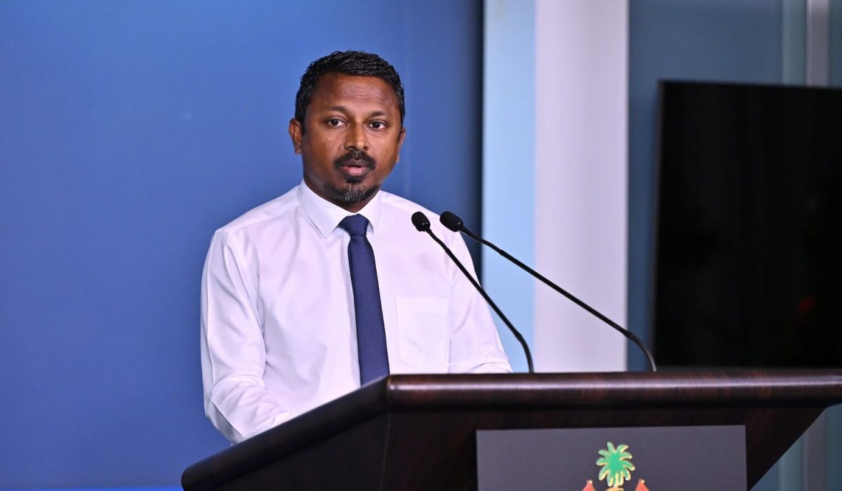 ބަންޑާރަ ނަިއބު އަހުމަދު އޫޝާމް (ފޮޓޯ/ ރައީސް އޮފީސް)