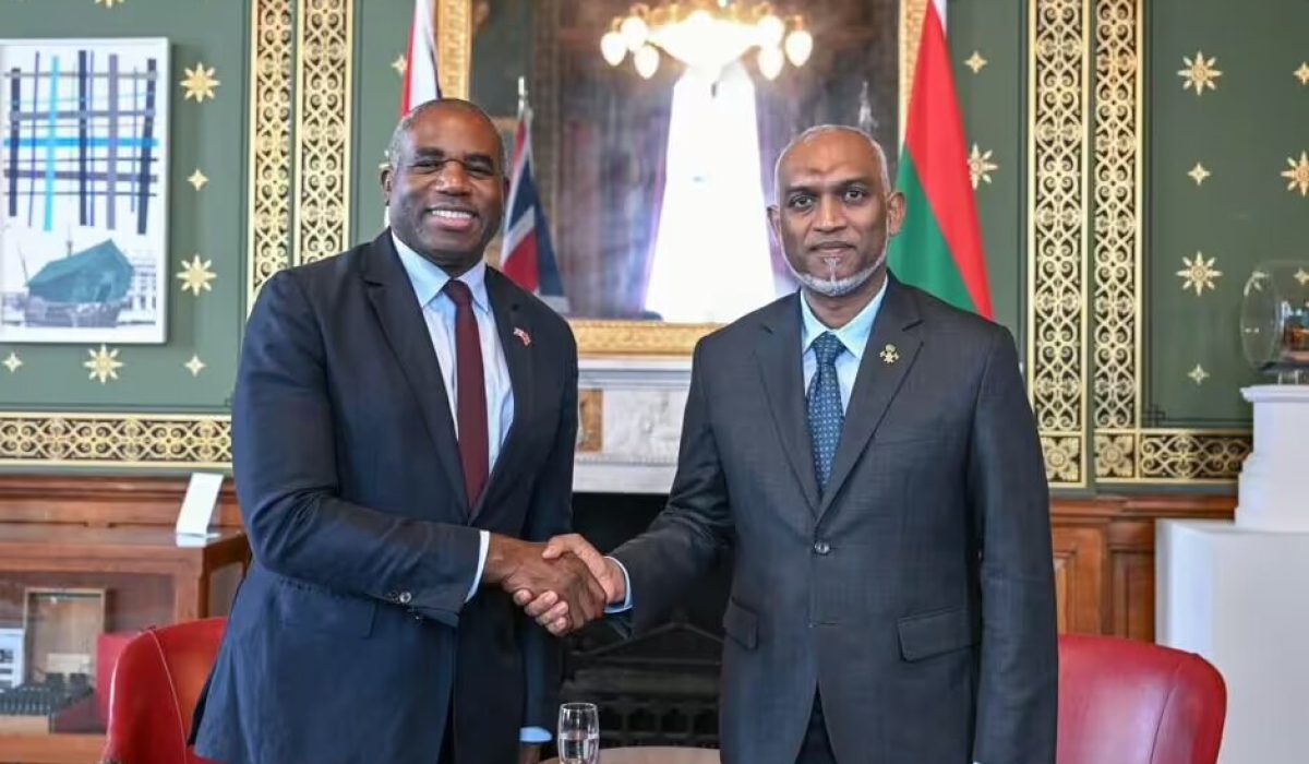 President-Muizzu-meets-then-British-Foreign-and-Commonwealth-Secretary-David-Lammy-6682134