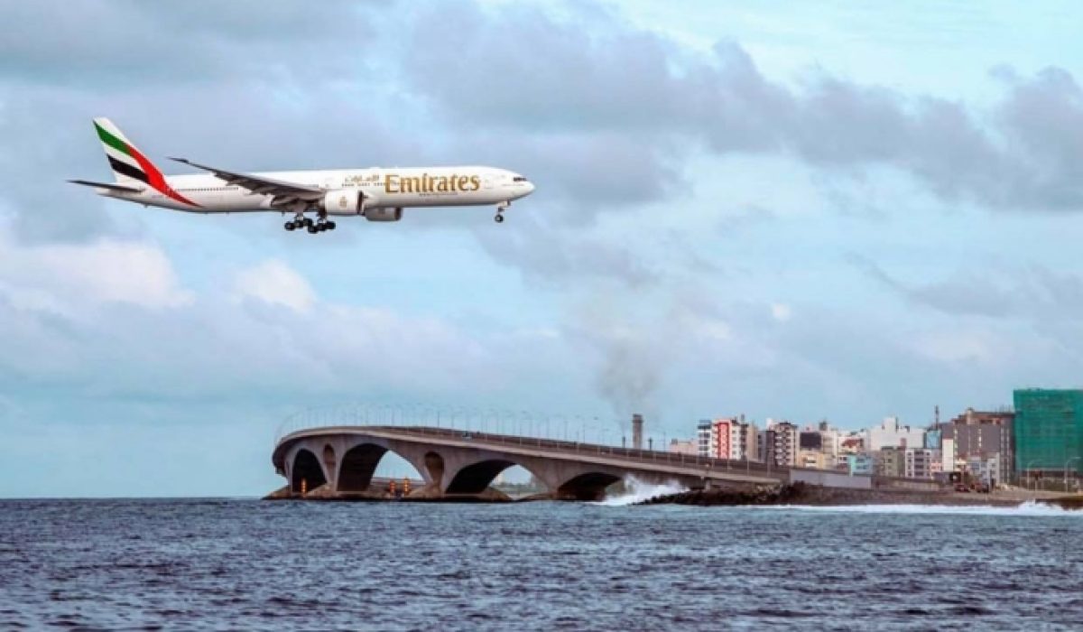 އެމިރޭޓްސްގެ ފުލައިޓެއް- މޯލްޑިވްސް އިންސައިޑަރ