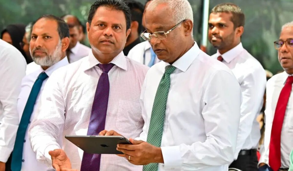ފެނަކައިގެ ކުރީގެ އެމްޑީ ސައީދާއި ކުރީގެ ރައީސް އިބްރާހީމް މުހައްަމަދު ސޯލިހު