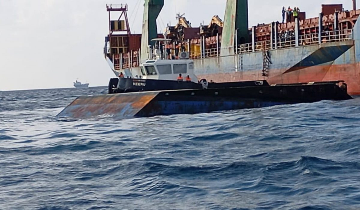 large_17620841775rXaw