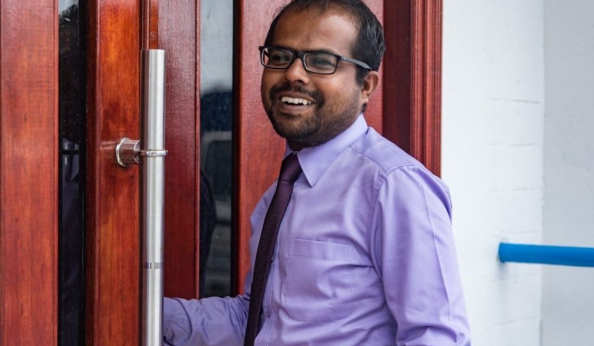 ފޮޓޯ:ޕީއެސްއެމް