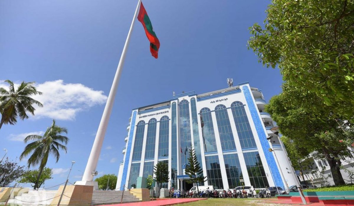 shaheedh-hussein-adam-building-police-fuluhun-7-of-12-1024x684-1-1024x630