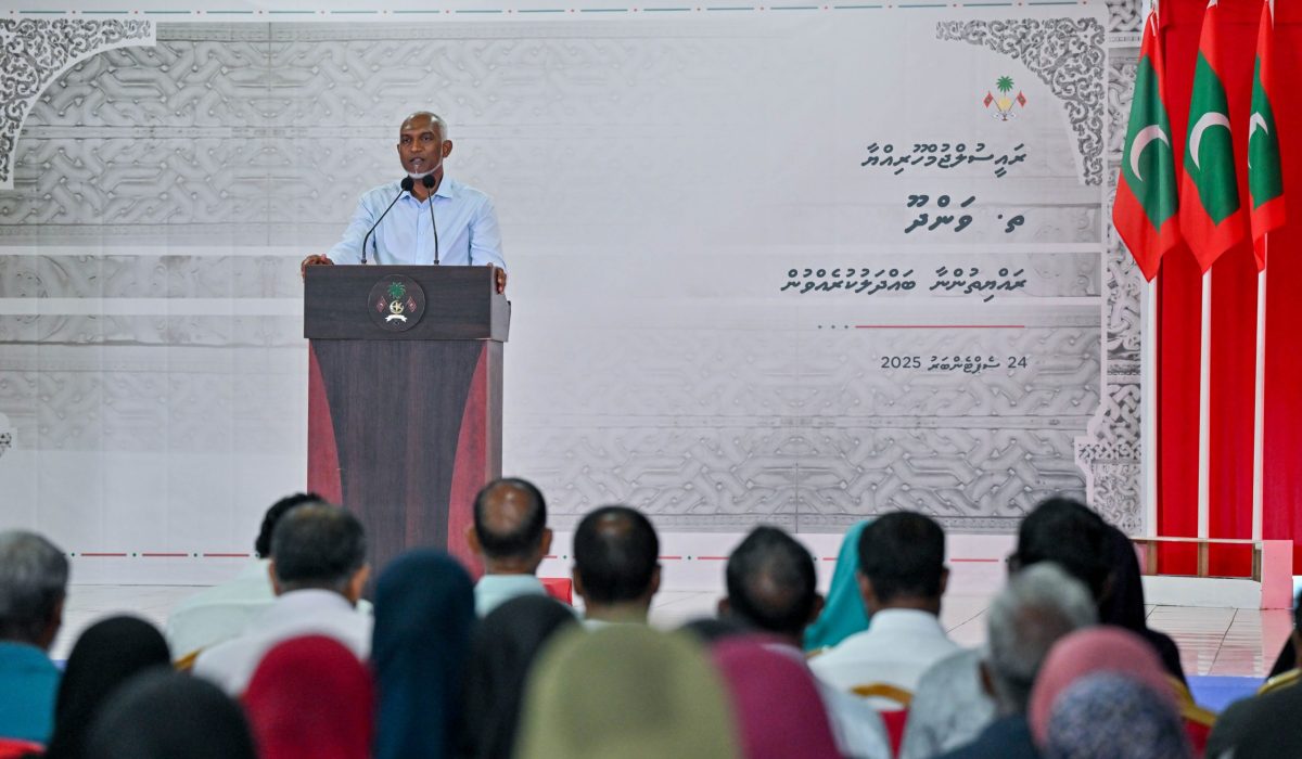 ވަންދޫގެ ރައްޔިތުންނާ ރައިސުލްޖުމްހޫރިއްޔާ ޑރ.  މުހައްމަދު މުއިއްޒު ބައްދަލުކުރައްވައި ވާހަކަދައްކަނީ